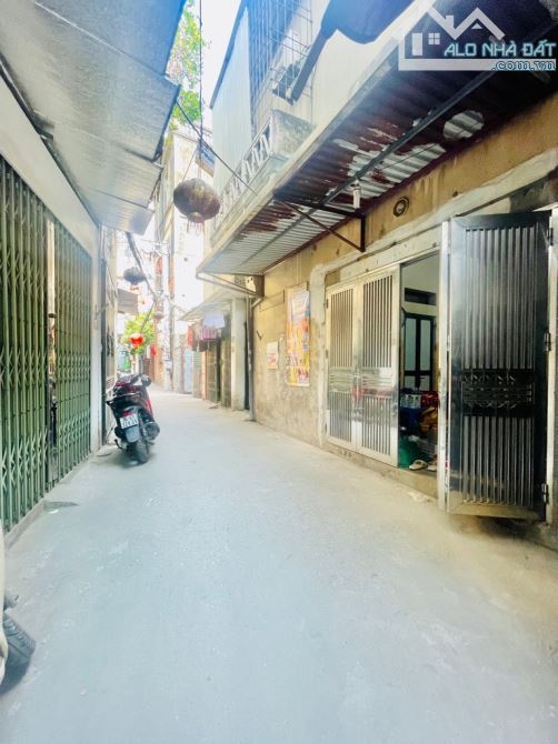 Bán nhà riêng ngõ 254 Lê Trọng Tấn Thanh Xuân 37m2, 5 Tầng, MT 5m, giá chỉ 5,2 Tỷ