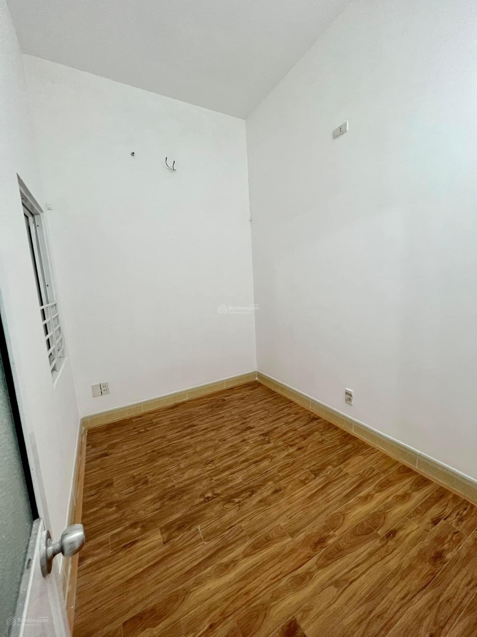 Chính chủ bán gấp nhà 2 tầng 2 mặt kiệt Ông Ích Khiêm - Hải Châu