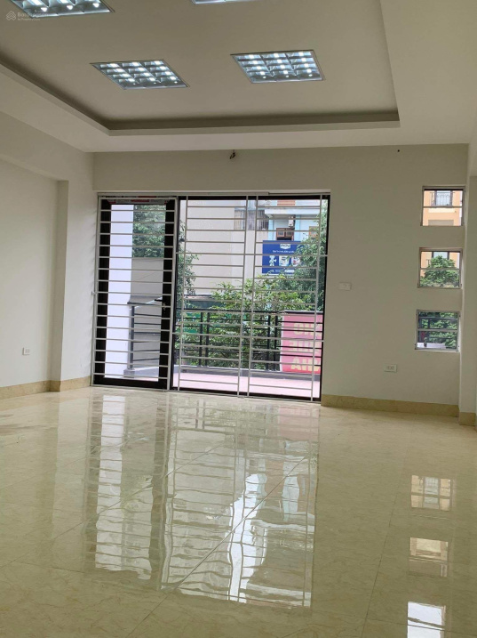 Cho thuê nhà liền kề thuộc KĐT Văn Phú, Hà Đông