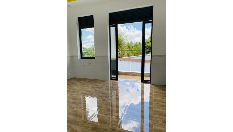 Bán gấp căn nhà chính chủ ở Phường 8, TP Vĩnh Long giá tốt
