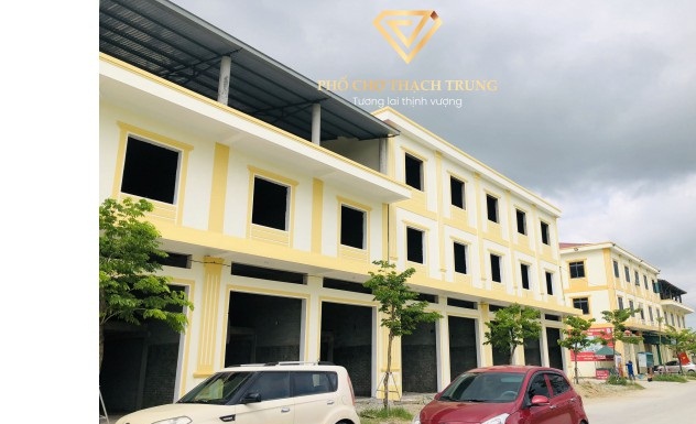 Bán nhanh shophouse ở Thạch Trung, Hà Tĩnh giá cực kì tốt