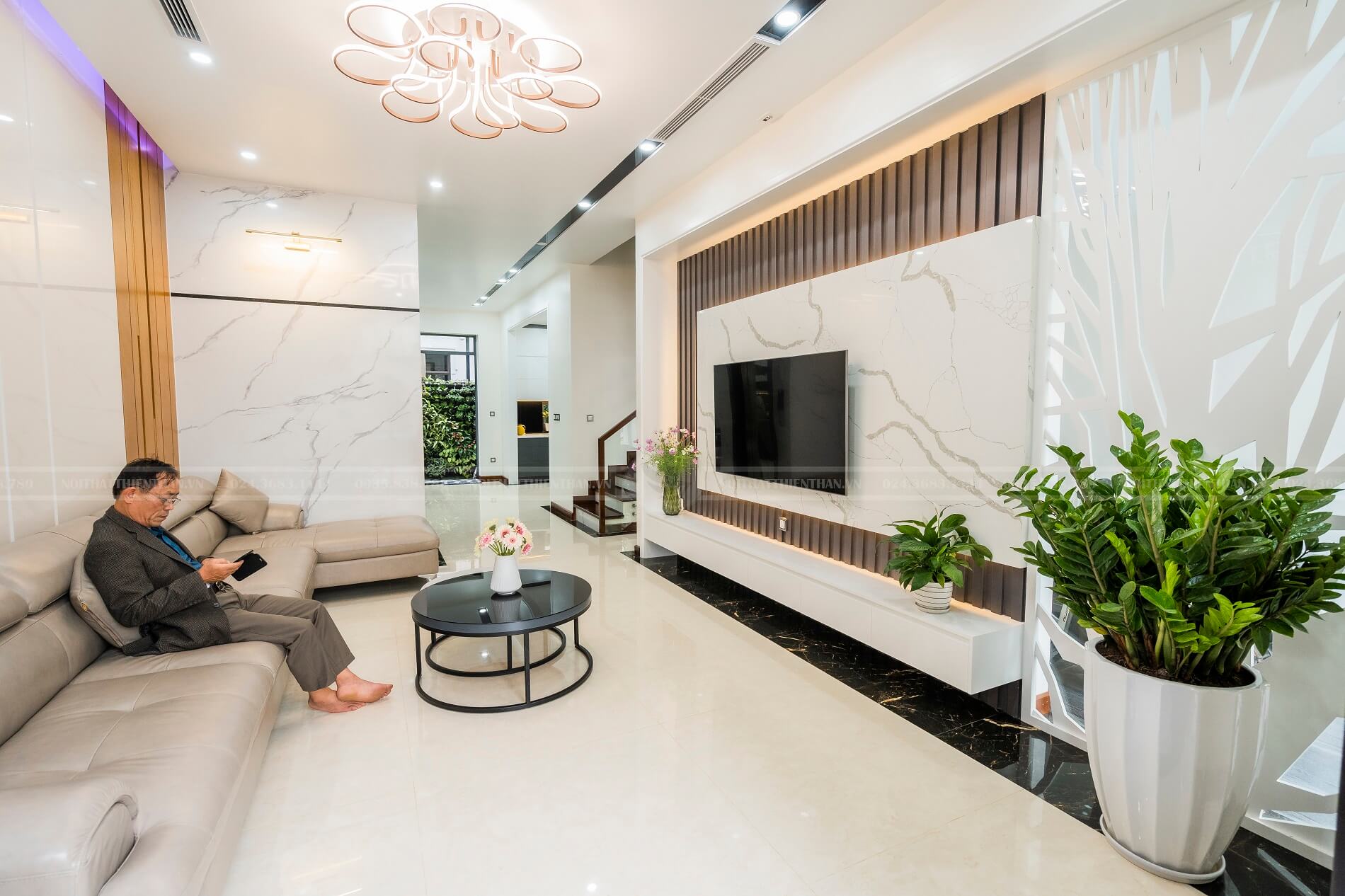 Cho thuê căn song lập Vinhomes Imperia diện tích 144m2, thang máy hiện đại
