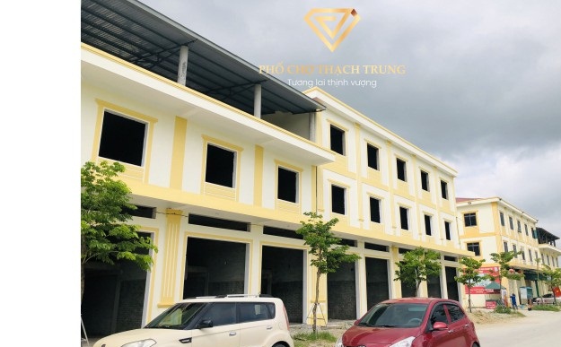 Bán nhanh shophouse ở Thạch Trung, Hà Tĩnh giá cực kì tốt