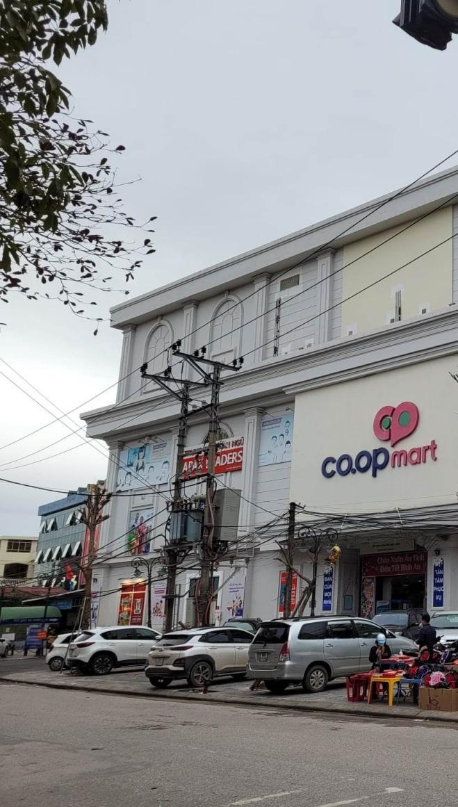 Cần tiền bán nhanh nhà phố phường Ngô Quyền, Bắc Giang