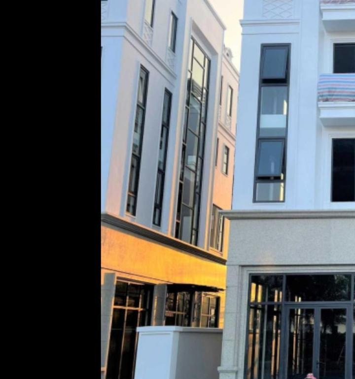 Bán gấp shophouse dự án Diamond Point Phúc Đồng, Long Biên