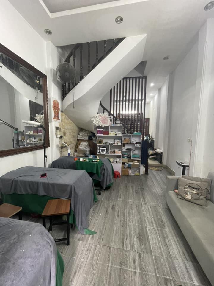 Bán nhà riêng phố Lê Trọng Tấn 45,5m2 - 4,5 Tầng, Ô Tô - Mặt Phố Giá chỉ 8,85 Tỷ