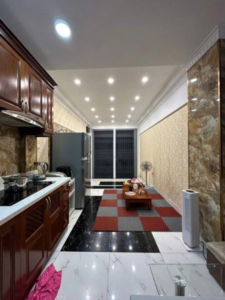 Bán Nhà Tôn Đức Thắng 3 Thoáng, Ô Tô Cạnh Nhà, 40m2, 5T Chỉ 6,6 Tỷ