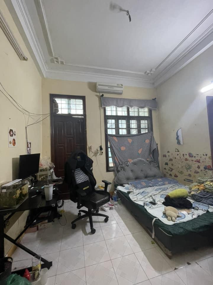 Bán nhà riêng phố Lê Trọng Tấn 45,5m2 - 4,5 Tầng, Ô Tô - Mặt Phố Giá chỉ 8,85 Tỷ