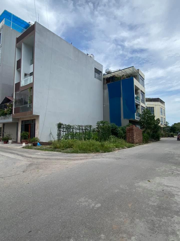 Cần bán đất mặt phố Lê Trọng Tấn, mặt tiền khủng,oto tránh cho thuê,kinh doanh