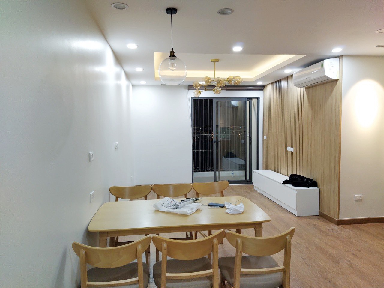 Cho Thuê Chung Cư Residence (HDI) 68A Võ Chí Công Căn Hộ 2PN Full Nội Thất Giá 12 Triệu/Tháng
