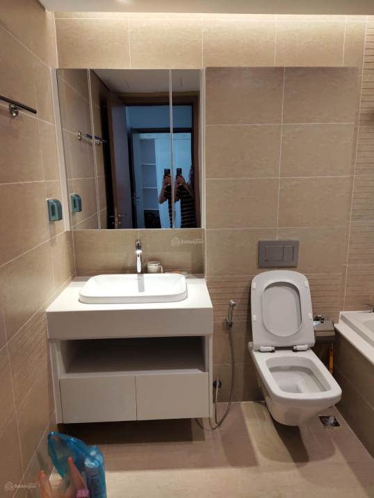 Cần bán cắt lỗ căn hộ chung cư Vinhomes Metropolis chính chủ 80m2. Giá 7,9 tỷ