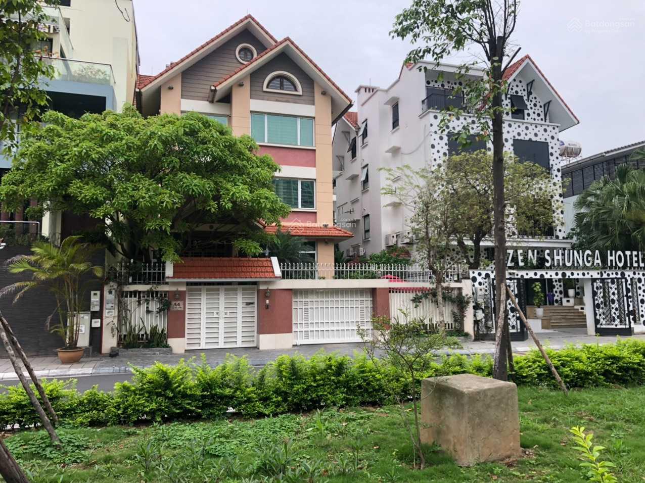 CHÍNH CHỦ CẦN BÁN CĂN BIỆT THỰ DIỆN TÍCH 200M2 KHU ĐÔ THỊ MỚI YÊN HÒA GIÁ 44 TỶ
