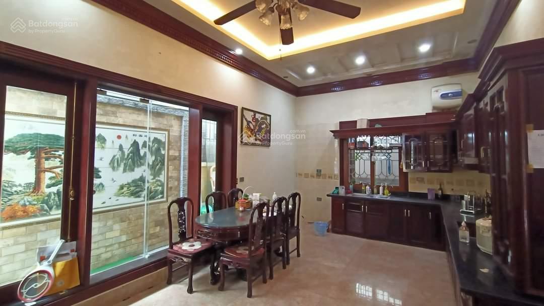 CHÍNH CHỦ CẦN BÁN GẤP BIỆT THỰ LÔ GÓC 2 MẶT TIỀN KĐT VIỆT HƯNG 322M2