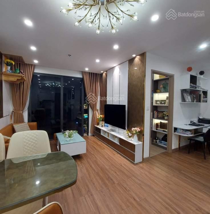 BÁN CẮT LỖ 650 TRIỆU CĂN 2PN+1 62 M2 DỰ ÁN  VINHOMES SMART CITY GIÁ 2,6 TỶ
