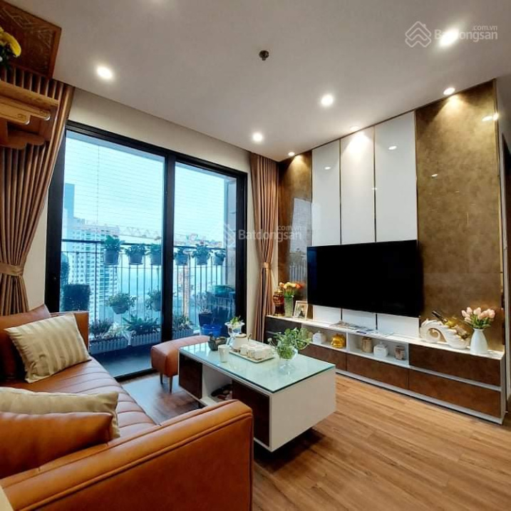 BÁN CẮT LỖ 650 TRIỆU CĂN 2PN+1 62 M2 DỰ ÁN  VINHOMES SMART CITY GIÁ 2,6 TỶ