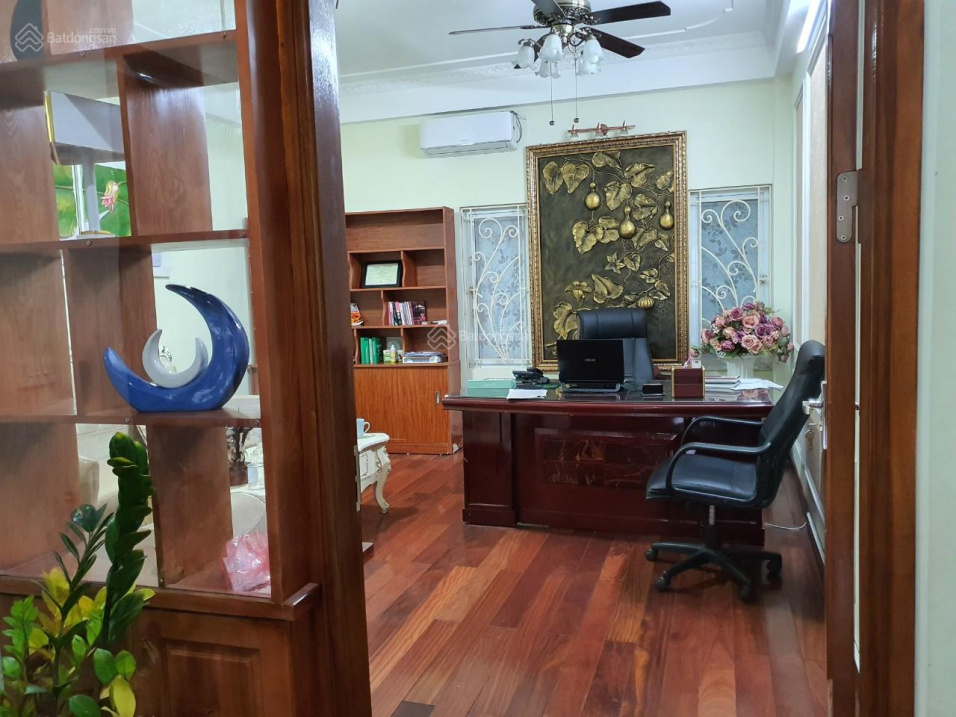 CẦN TIỀN NÊN BÁN GẤP NHÀ LIỀN KỀ 70M2 CHÍNH CHỦ TẠI KĐT VĂN QUÁN HÀ ĐÔNG