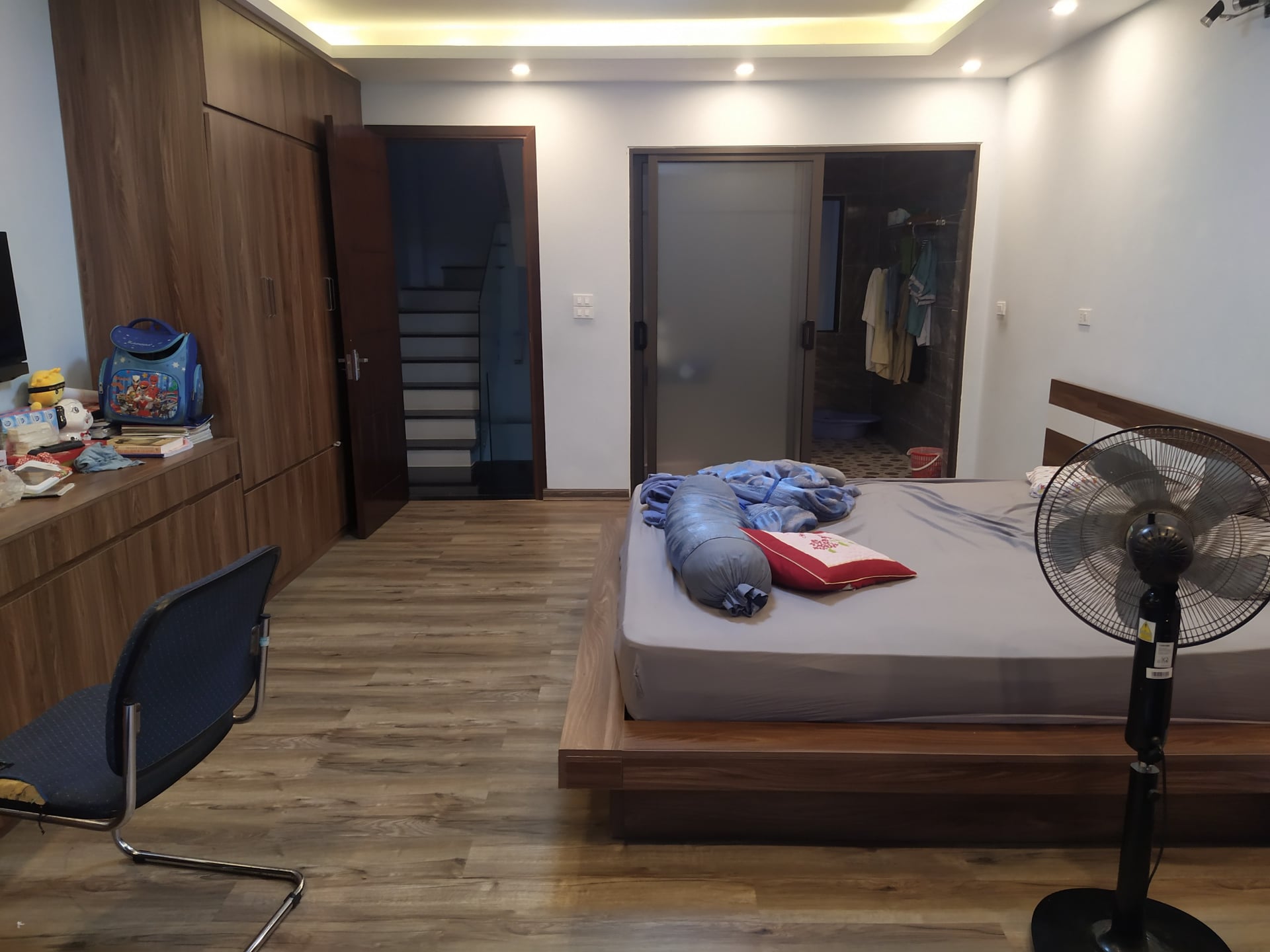 Chính chủ cần bán gấp nhà 5 tầng, diện tích 52m2 tại ngõ 173 Hoàng Hoa Thám - Ba Đình giá 5,9 tỷ