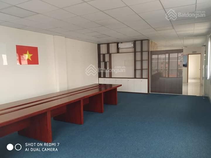 Cho thuê văn phòng tại số 21 Thọ Tháp và số 3 Duy Tân chính chủ giá 21,5 triệu/tháng