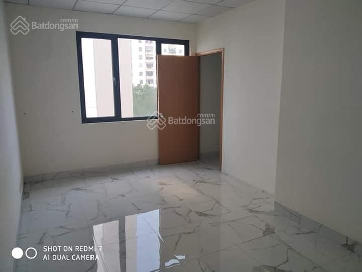 Cho thuê văn phòng tại số 21 Thọ Tháp và số 3 Duy Tân chính chủ giá 21,5 triệu/tháng