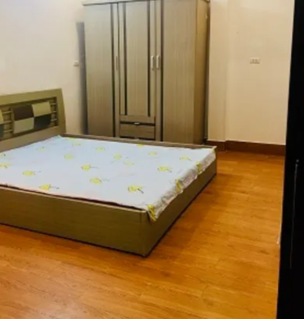 Chính chủ cho thuê nhà tầng 4 tại ngõ 45 Chùa Bộc, Đống Đa, giá 6,5 triệu
