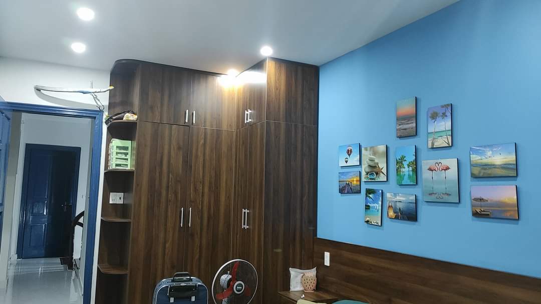 Cần bán nhà mới xây 4 tầng diện tích 55m2 phố Bồ Đề. Giá cực hấp dẫn