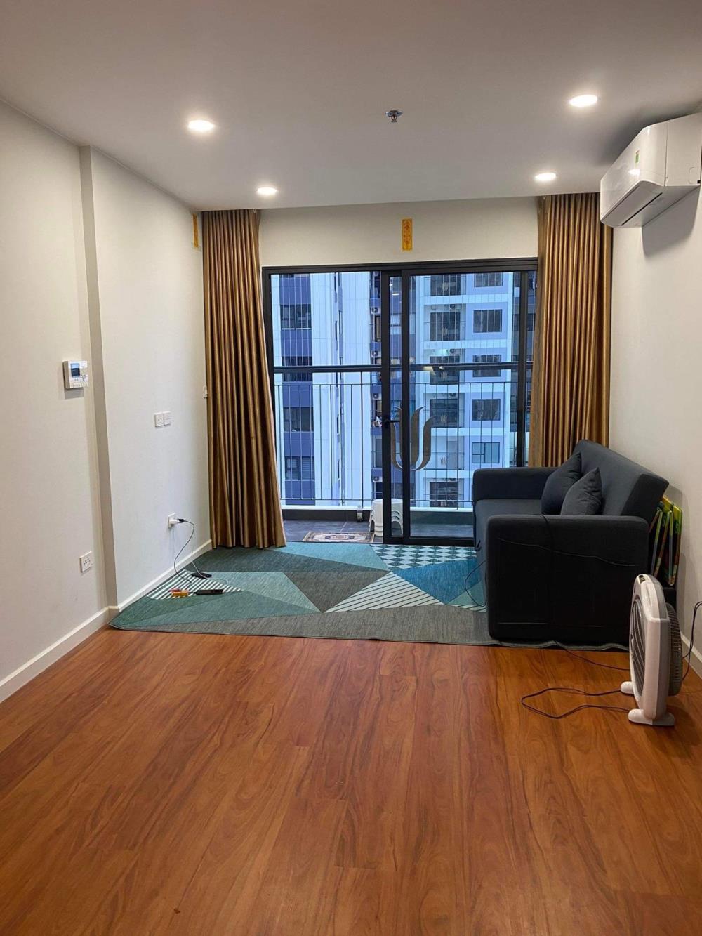 Cho thuê căn hộ 2PN 55m2 full đồ nội thất và free dịch vụ tại Vinhomes Smart City giá chỉ 13 triệu/tháng
