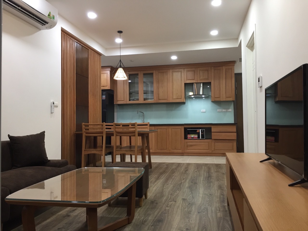 Chính chủ cho thuê căn hộ 75m2 tại chung cư Ecolife Capitol số 58 Tố Hữu. Giá 13 triệu/tháng