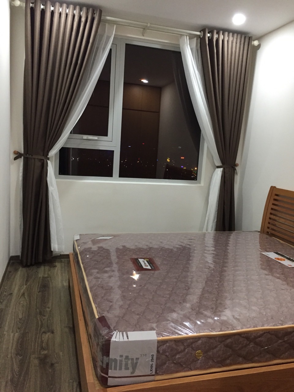 Chính chủ cho thuê căn hộ 75m2 tại chung cư Ecolife Capitol số 58 Tố Hữu. Giá 13 triệu/tháng