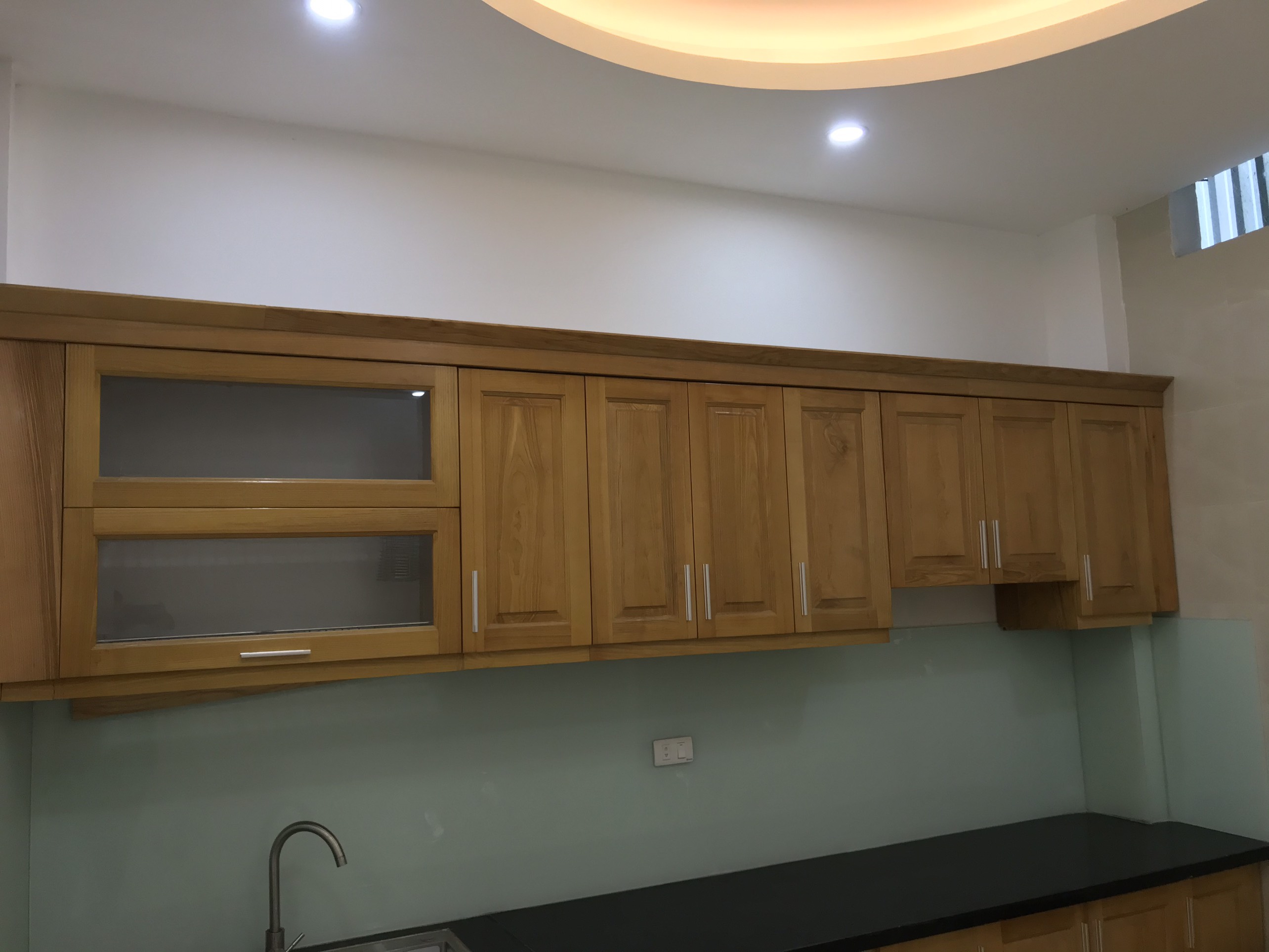 Chính chủ cần bán gấp nhà 4 tầng + 1 tum 30m2 ngay tại trung tâm Vân Canh, Hoài Đức. Giá 2,77 tỷ