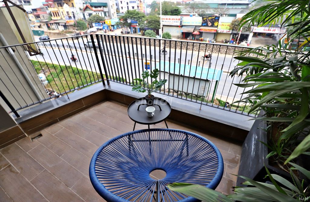 Cần cho thuê căn hộ dịch vụ 70m2 ngay trung tâm Âu Cơ - Tây Hồ, giá cực ưu đãi
