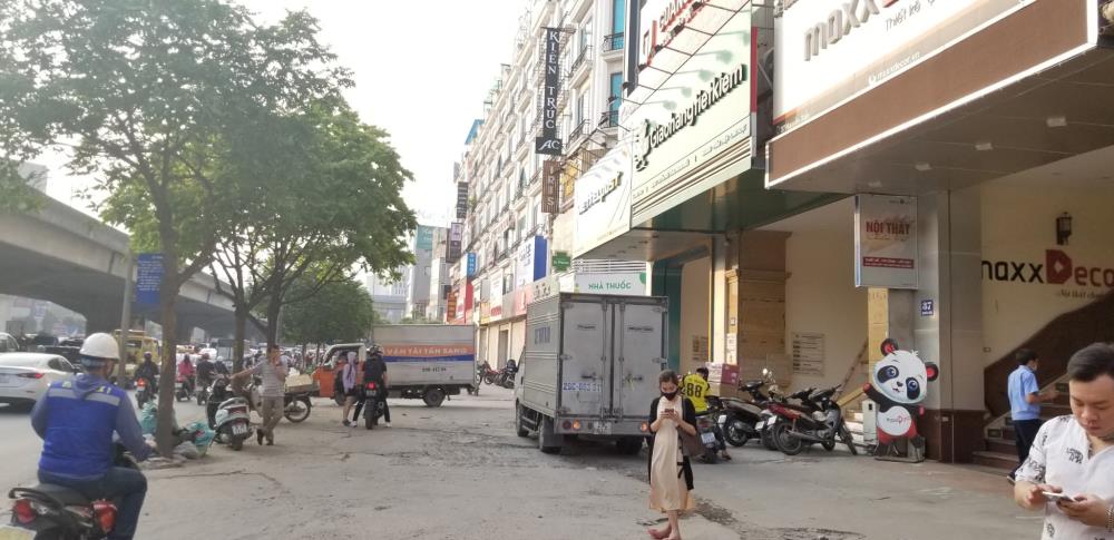Cho thuê văn phòng 120m2 tại Nguyễn Xiển, giá cực hấp dẫn