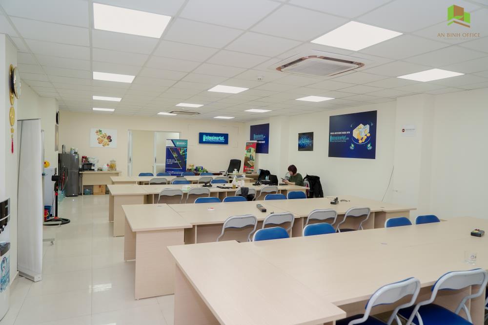 Cho thuê văn phòng 120m2 tại Nguyễn Xiển, giá cực hấp dẫn