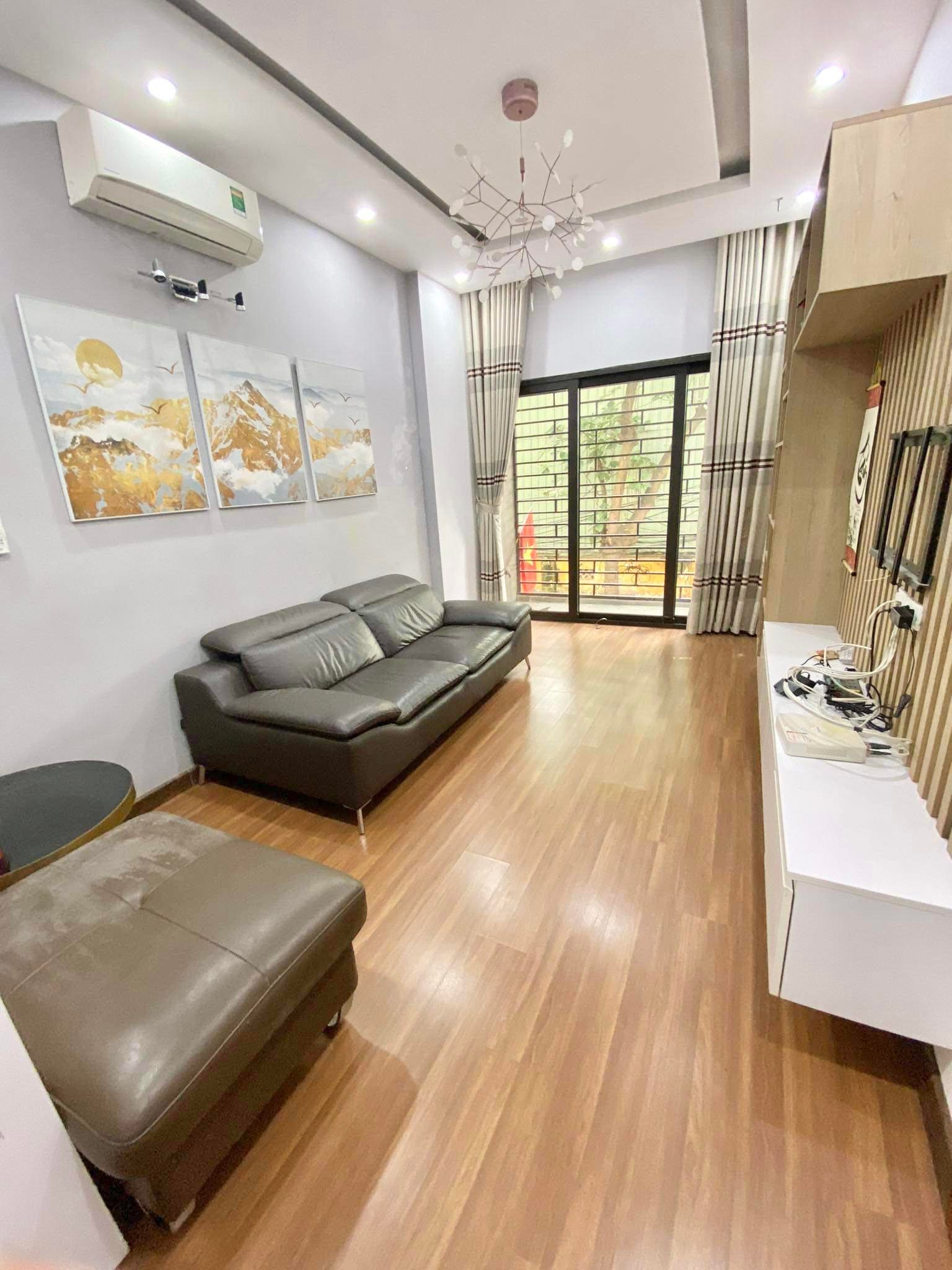 Cho thuê nhà mới xây 5 Tầng 5PN ngõ 109 Trường Chinh. Giá ưu đãi chỉ 22 triệu/tháng