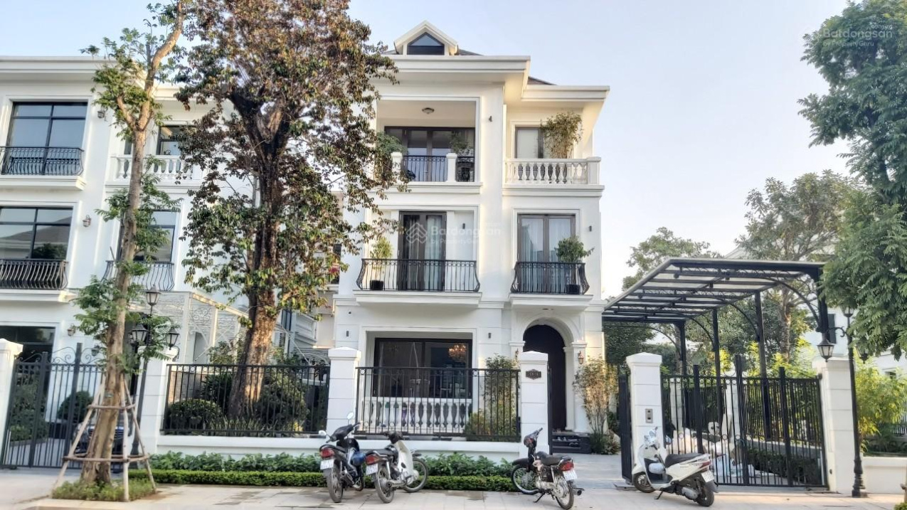 Bán cắt lỗ biệt thự Vinhomes Green Bay. Giá cực tốt, sổ đỏ sang tên