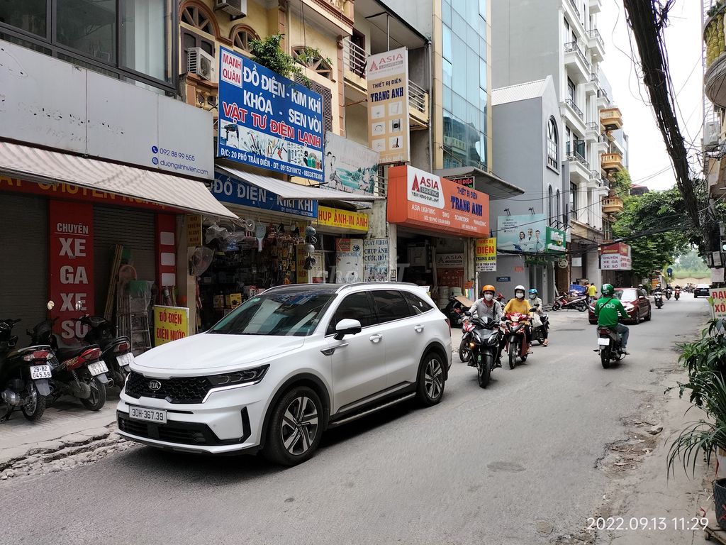 Chính chủ cho thuê nhà 4 tầng, diện tích 30m2 ngay tại ngõ 64A Hoàng Văn Thái. Giá ưu đãi