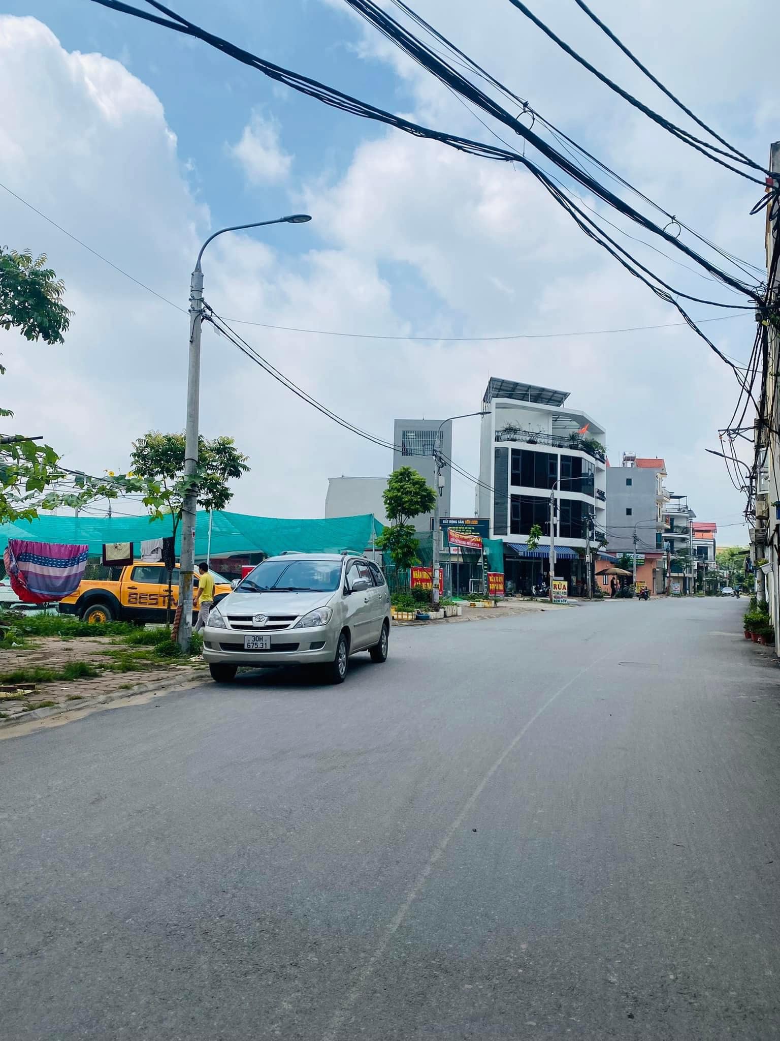 Cần bán đất đầu tư 77m2 mt 4.4m 4 tỷ 5  mđ12m di trạch