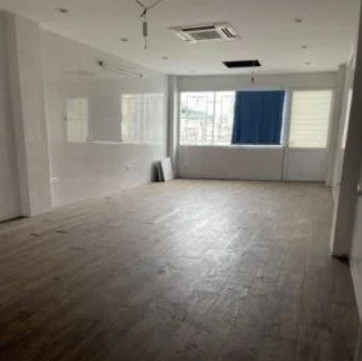 Cho thuê nhà 5 tầng diện tích 50m2 tại Đê Trần Khát Chân, giá 20 triệu/tháng