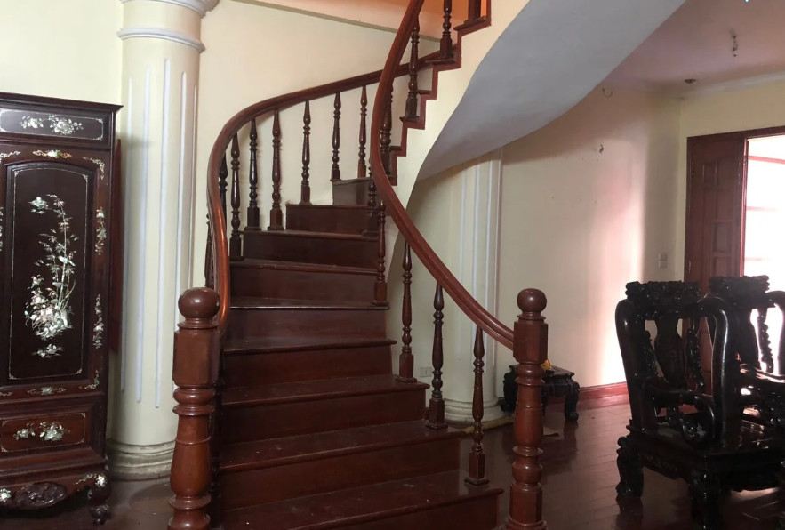 Chính chủ cần cho thuê nhà riêng 5,5 tầng, diện tích 62m2 ngay tại Phố Thái Hà, Đống Đa. Giá cực ưu đãi