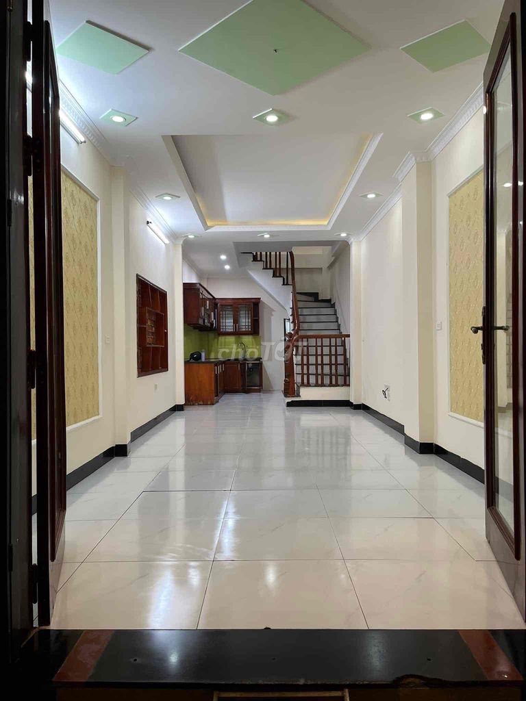 Cần bán nhà mới xây 4 tầng 38m2 tại ngõ 299 Đại Mỗ. Giá 3,7 tỷ