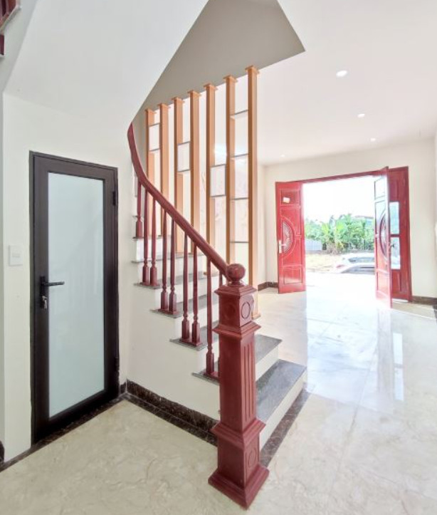 Cần tiền nên bán gấp nhà 3 tầng ngay gần bến xe Yên Nghĩa, Hà Đông. Giá 1,43 tỷ