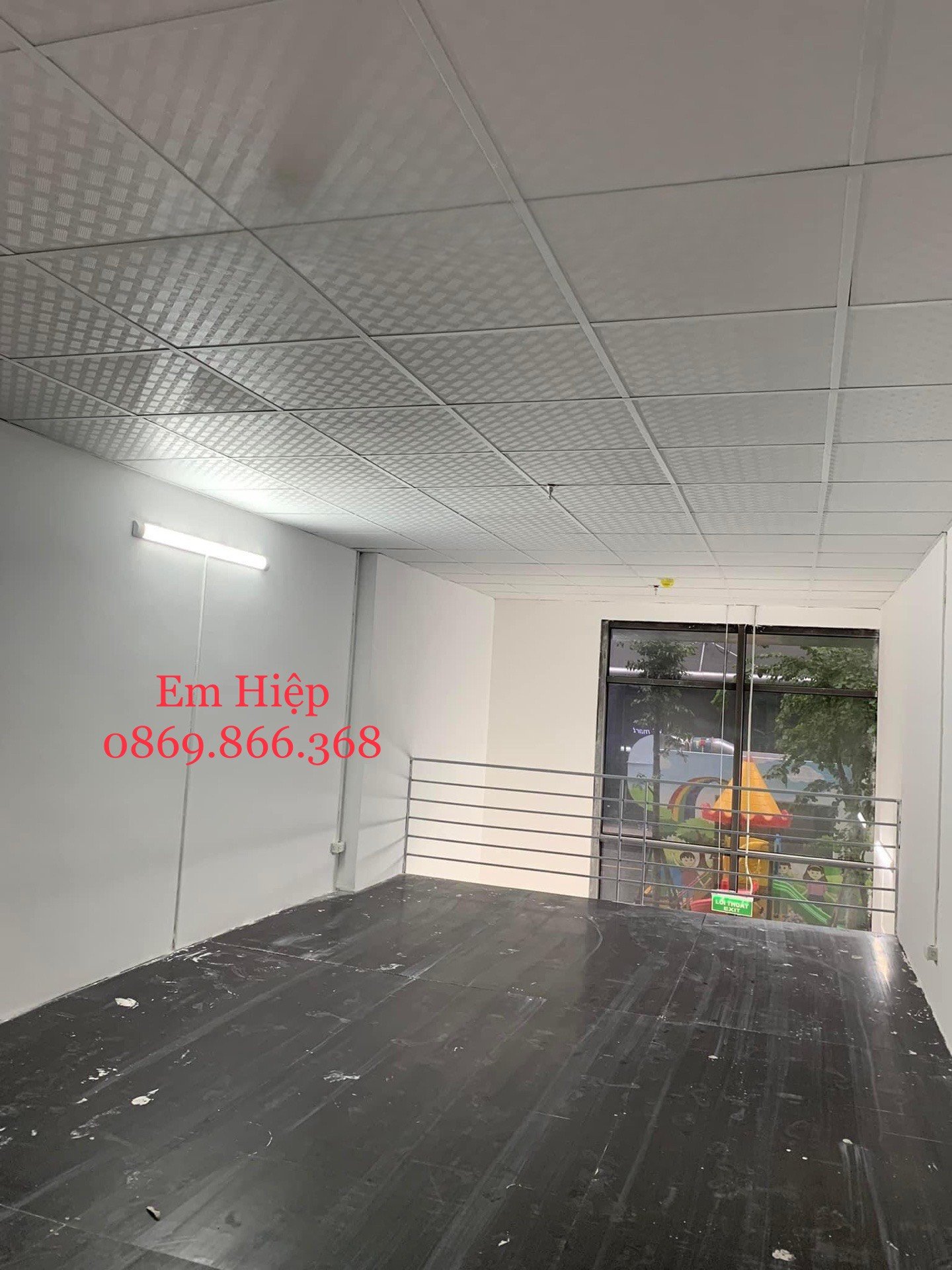 Chính chủ cần bán lô kiot IEC, shophouse chân đế IEC, S: 35m2, có sổ, dự án  IEC Tứ Hiệp, Thanh Trì