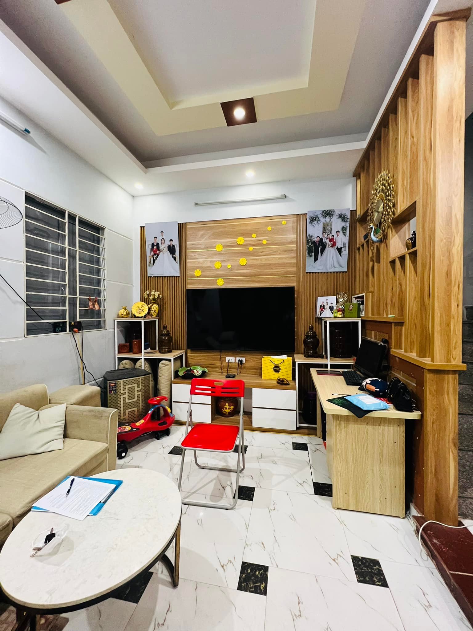 Cần bán gấp căn  lô góc Mỹ Đình,diện tích 35m2 full đồ nội thất giá 4,2 tỷ