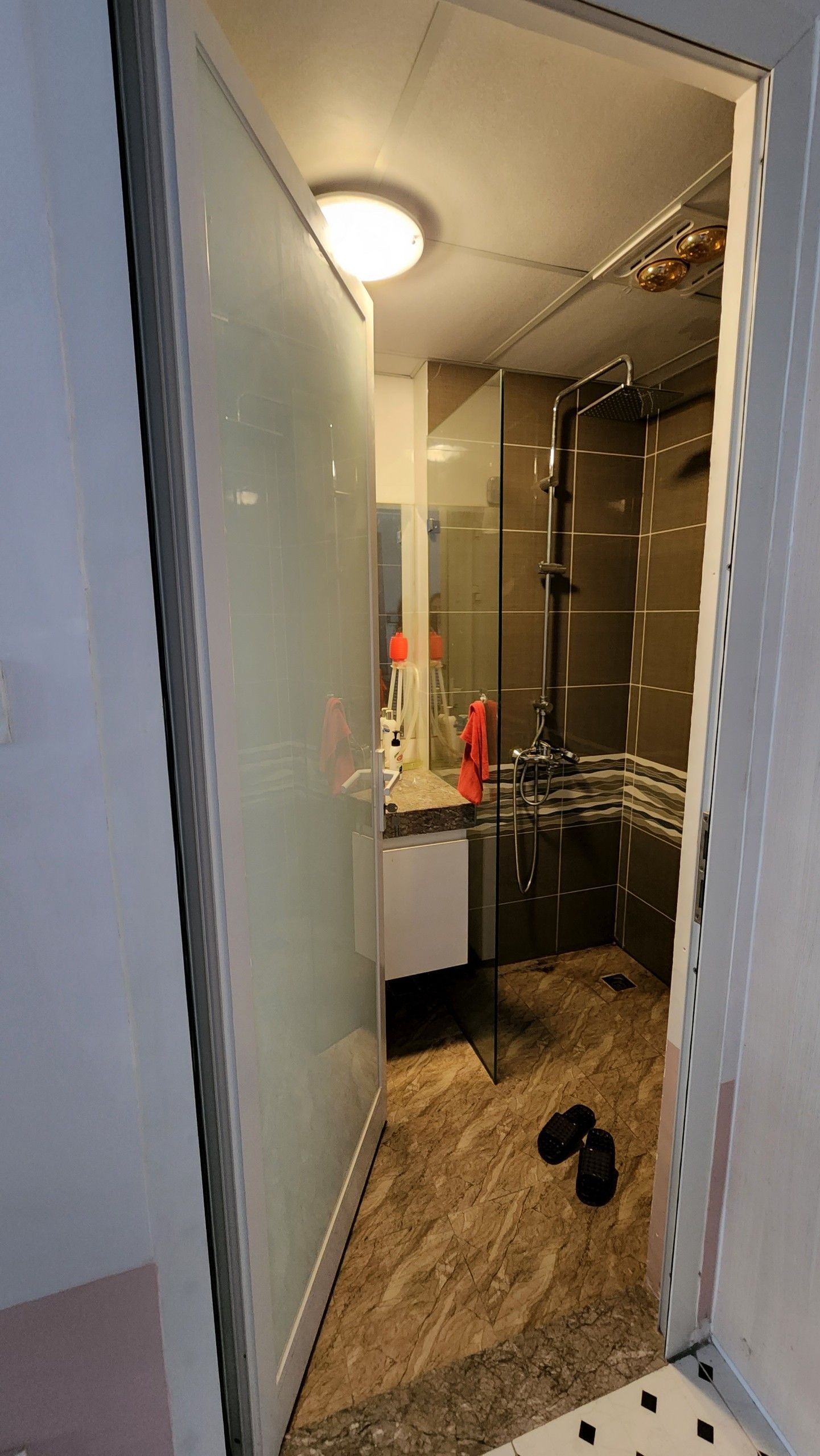 Chính chủ cần bán gấp căn hộ 72m2 tầng trung tại tòa S3 Seasons Avenue giá 3,13 tỷ