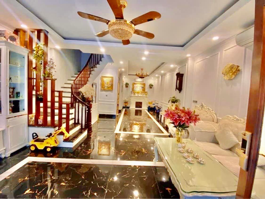 Bán gấp căn phân lô Ngụy Như Kon Tum 90m, 5T thang máy VP, PK kết hợp ở.