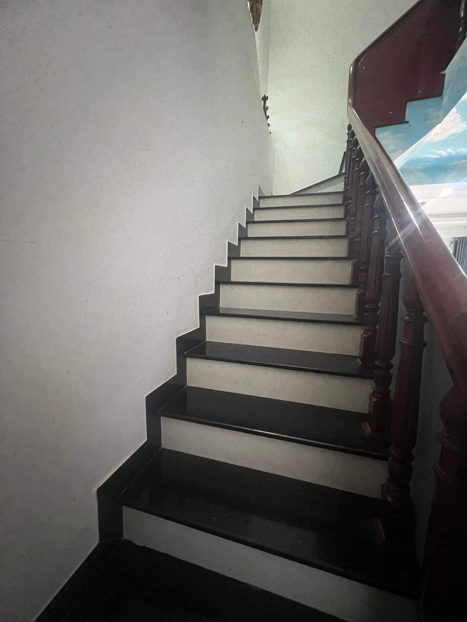 Chính chủ cần bán nhà 2 tầng vị trí siêu thuận lợi giá 2,4 tỷ