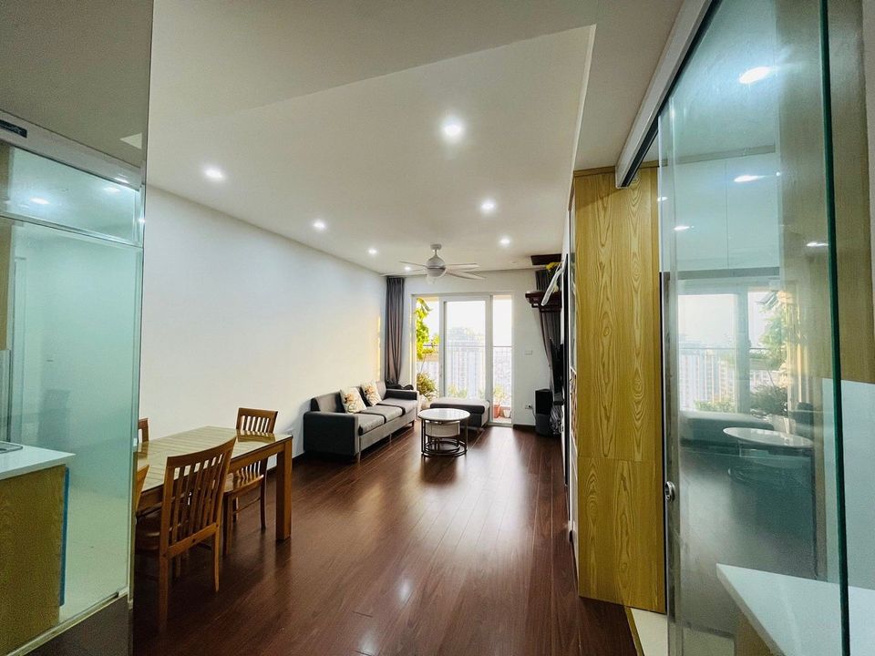 Chính chủ cần cho thuê căn hộ chung cư 103m² full nội thất tòa HH2 Bắc Hà ngay ngã tư Lê Văn Lương Khuất Duy Tiến, mặt đường Tố Hữu, 12.5tr/tháng