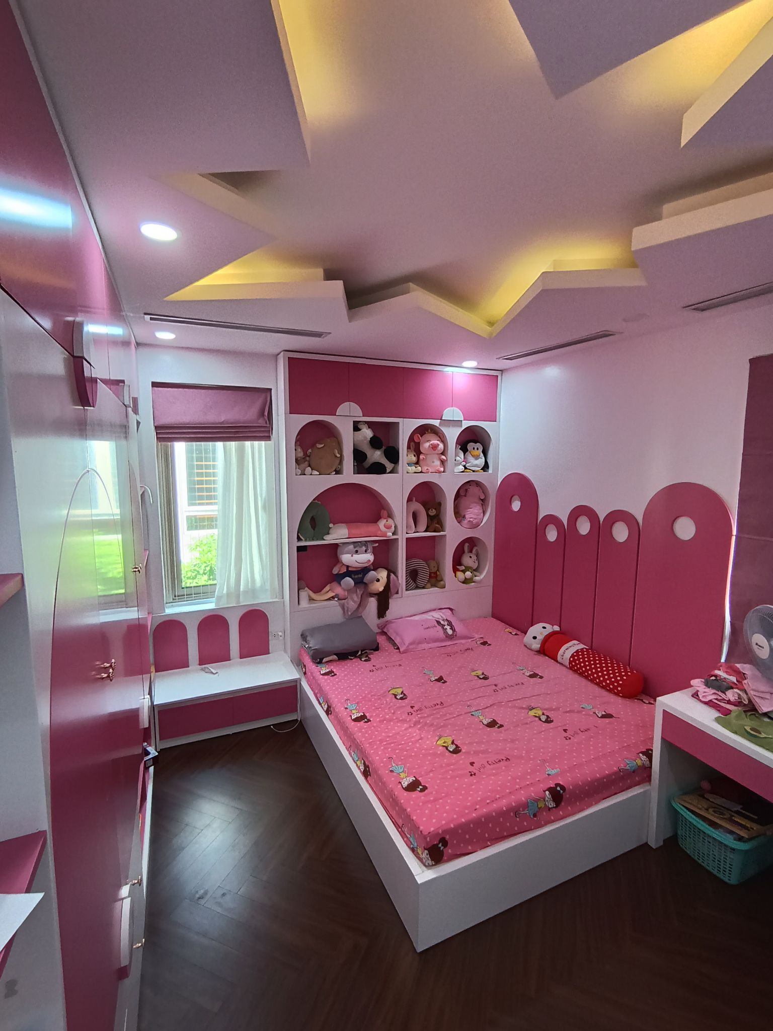 Chính chủ cần bán căn hộ chung cư căn góc view sông Hồng giá 3,23 tỷ