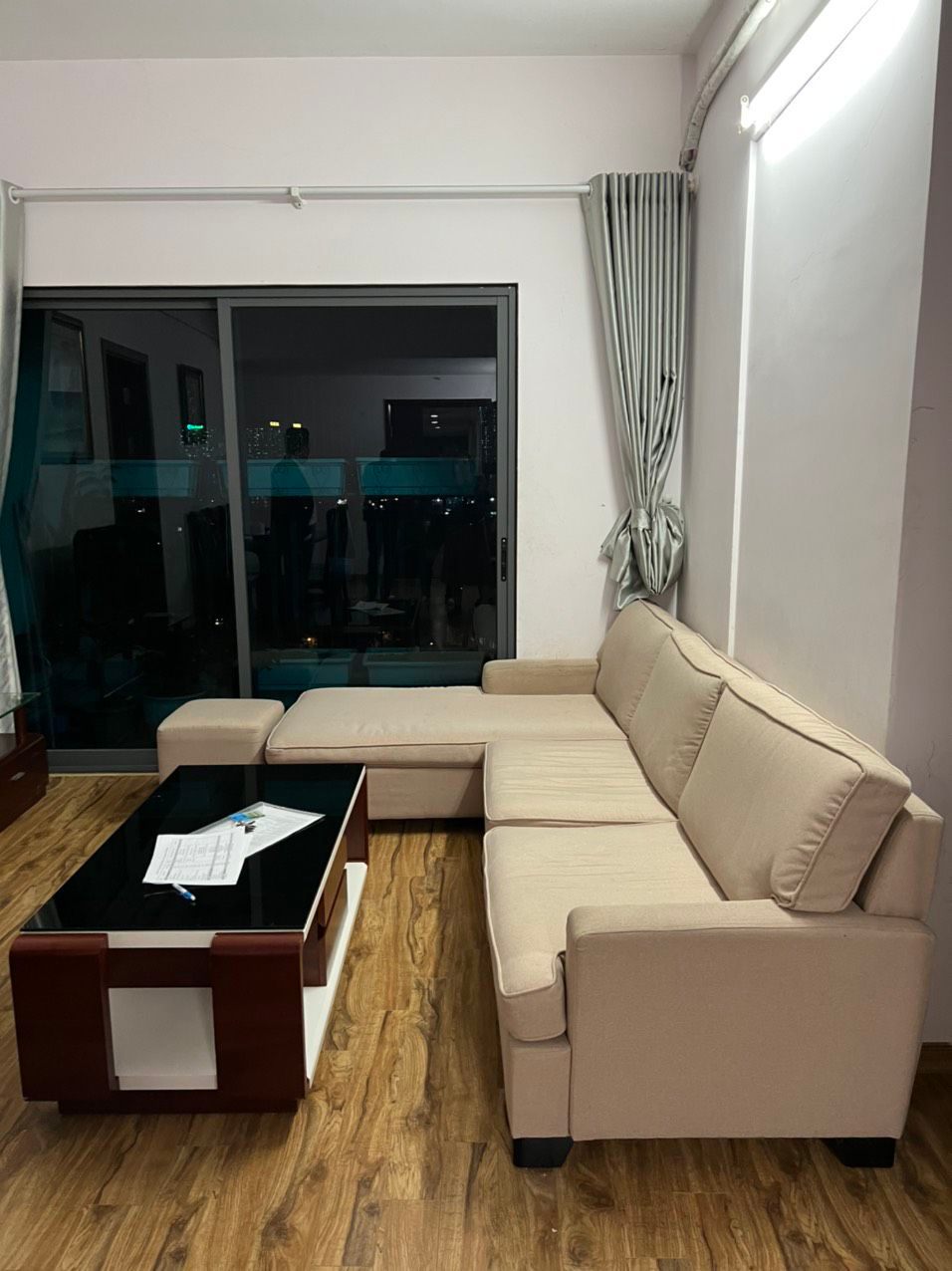 Chính chủ cần bán căn hộ chung cư căn góc view sông Hồng giá 3,23 tỷ