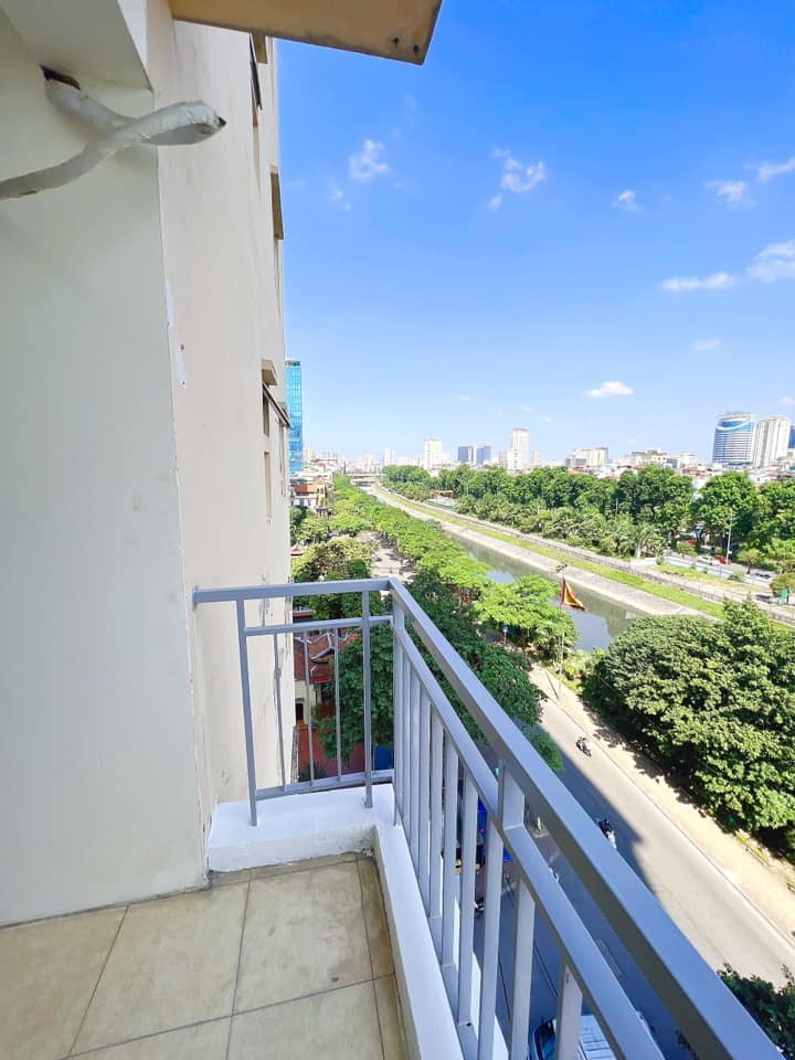 Chính chủ cần bán căn hộ chung cư ở ngay, vị trí thuận lợi, giá 2,9 tỷ