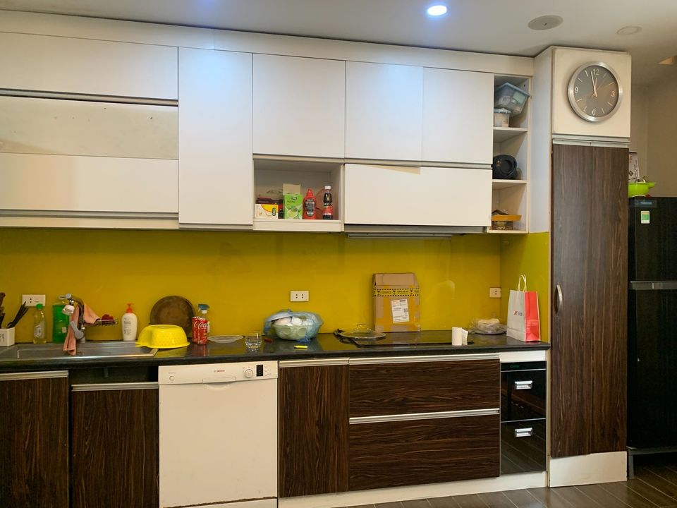 Cần cho thuê nhà nguyên căn ngõ 35 Nguyễn An Ninh, Hai Bà Trưng, HN, mới đẹp, chỉ việc dọn vào ở.